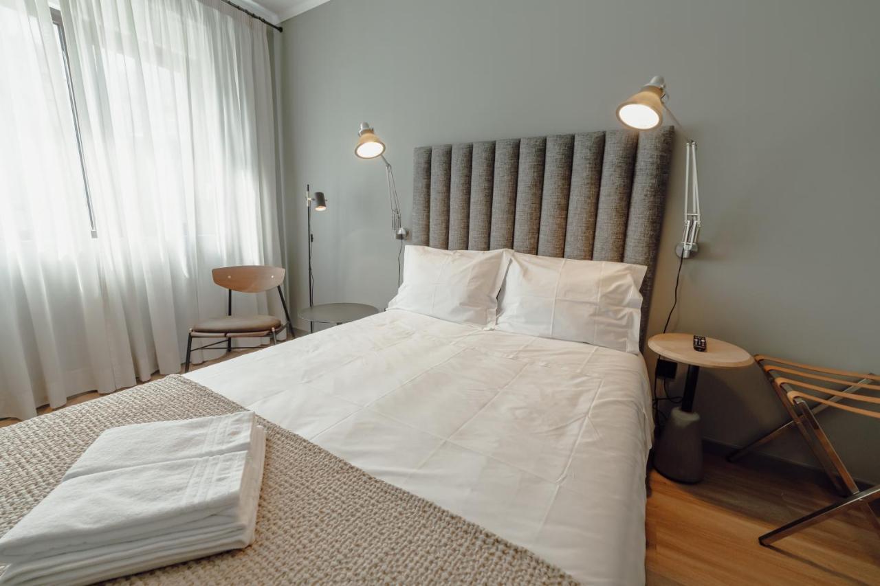 River Eyes Suites Вила-Нова-ди-Гая Экстерьер фото