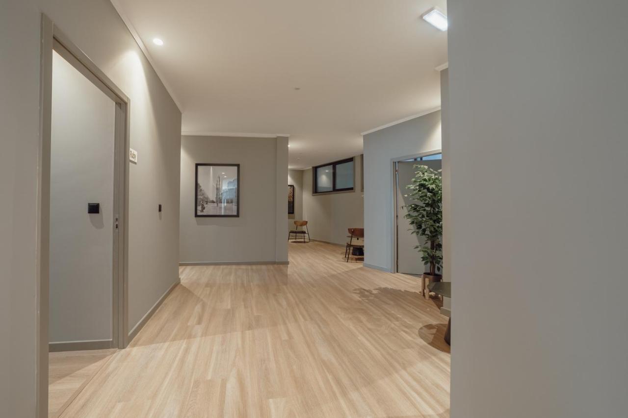 River Eyes Suites Вила-Нова-ди-Гая Экстерьер фото