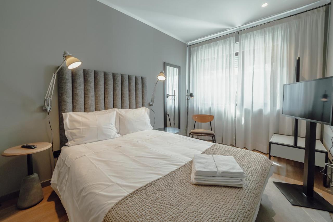 River Eyes Suites Вила-Нова-ди-Гая Экстерьер фото
