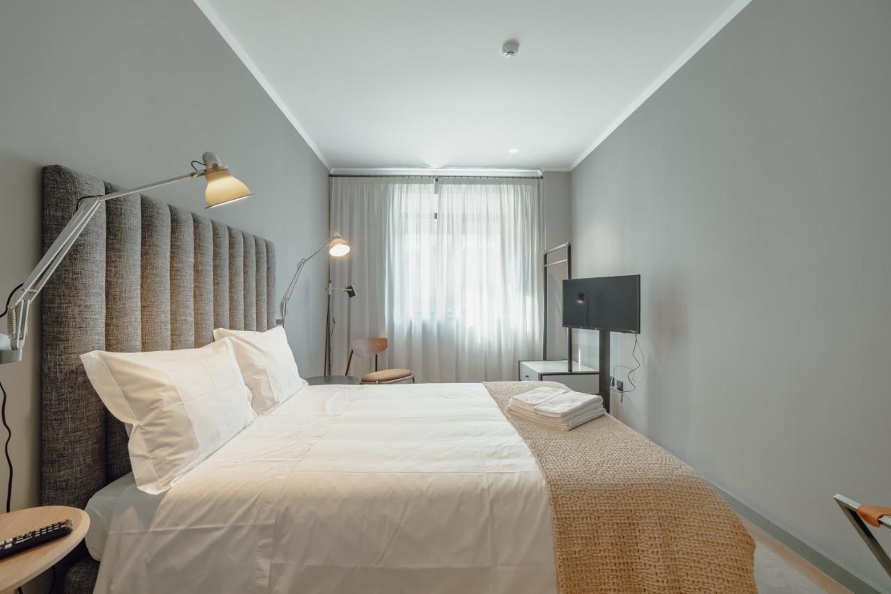 River Eyes Suites Вила-Нова-ди-Гая Экстерьер фото