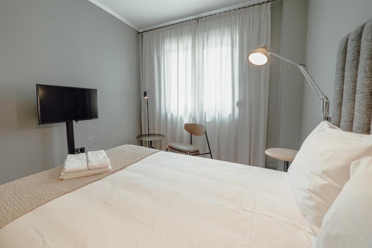 River Eyes Suites Вила-Нова-ди-Гая Экстерьер фото