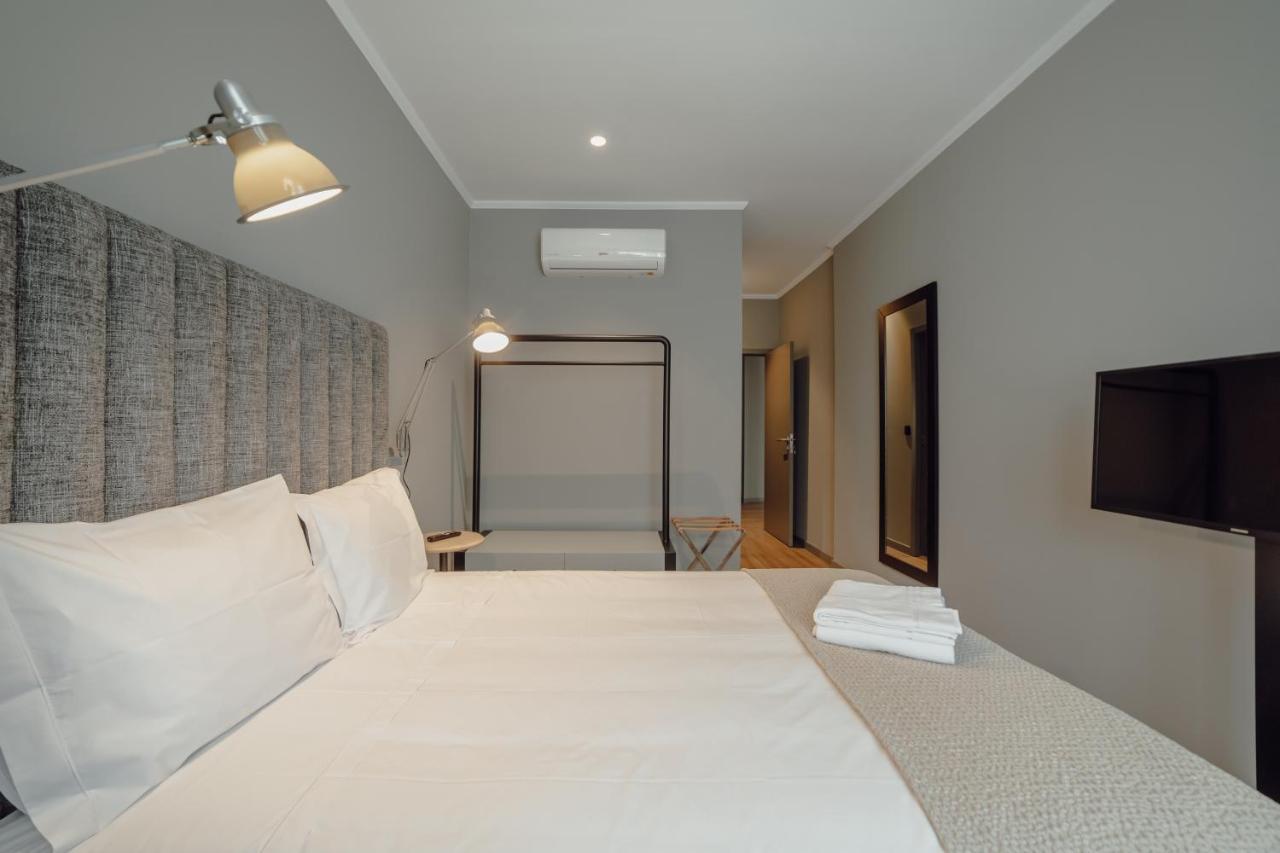 River Eyes Suites Вила-Нова-ди-Гая Экстерьер фото